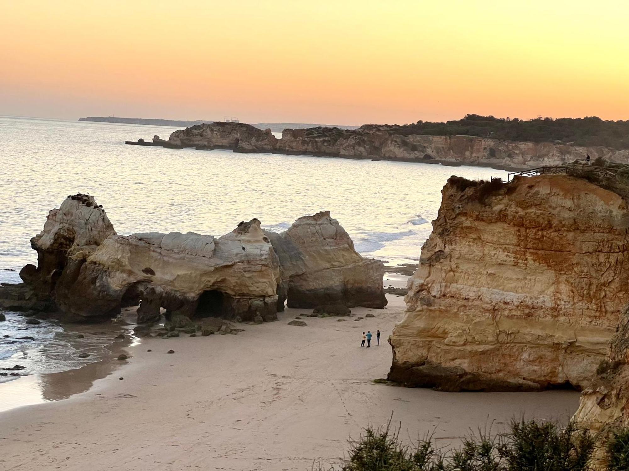 Casa Sol, Fast Wifi, Airco, Swimming Pool Near The Beach Praia Da Rocha 波尔蒂芒 外观 照片
